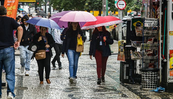 Foto: Roberto Dziura Jr/AEN Chuva e queda de temperatura: chegada de frente fria muda o tempo na metade Sul do Paraná